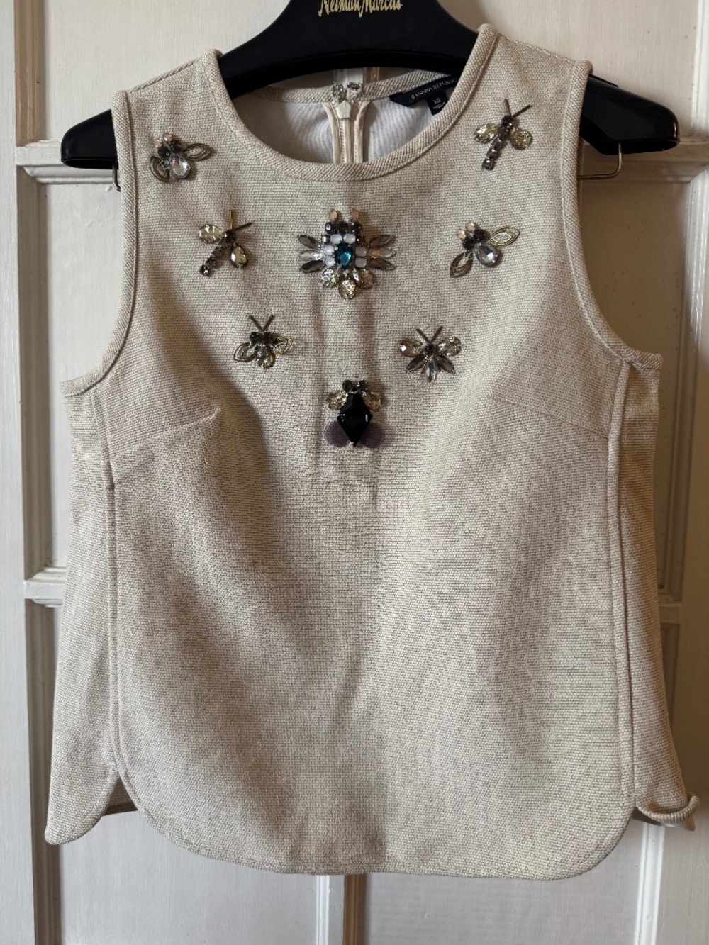 Banana Republic Sleeveless Linen Jewel Top - Size XS